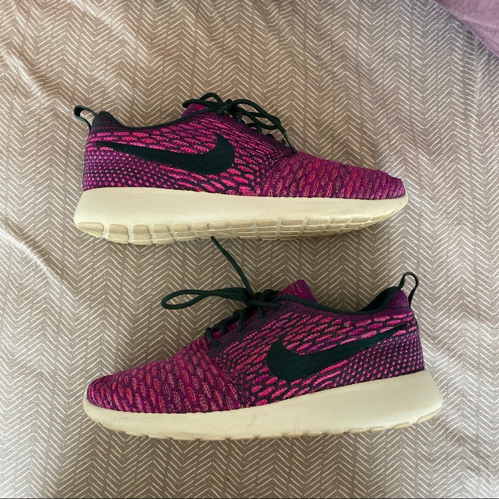 EUC Nike Air Max